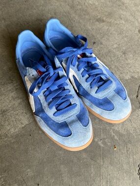 Skechers - Women's Hot Shot Deadstock Blue Leather Sneakers 6.5
